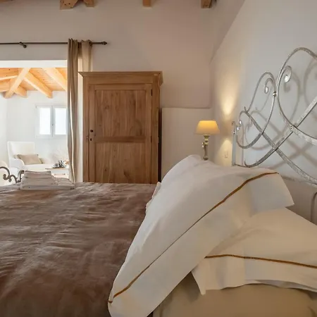 Гостевой дом Dimoras Boutique 4*