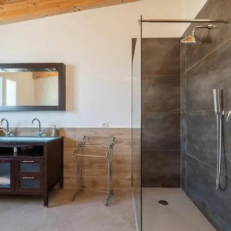 Dimoras Boutique Гостевой дом Ольбия