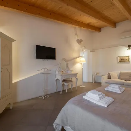 Гостевой дом Dimoras Boutique 4*